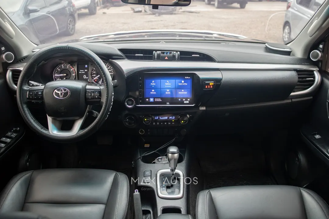Toyota Hilux 2024, foto 2